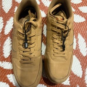 Zara Men's Camel Brown Lace-Up Sneakers